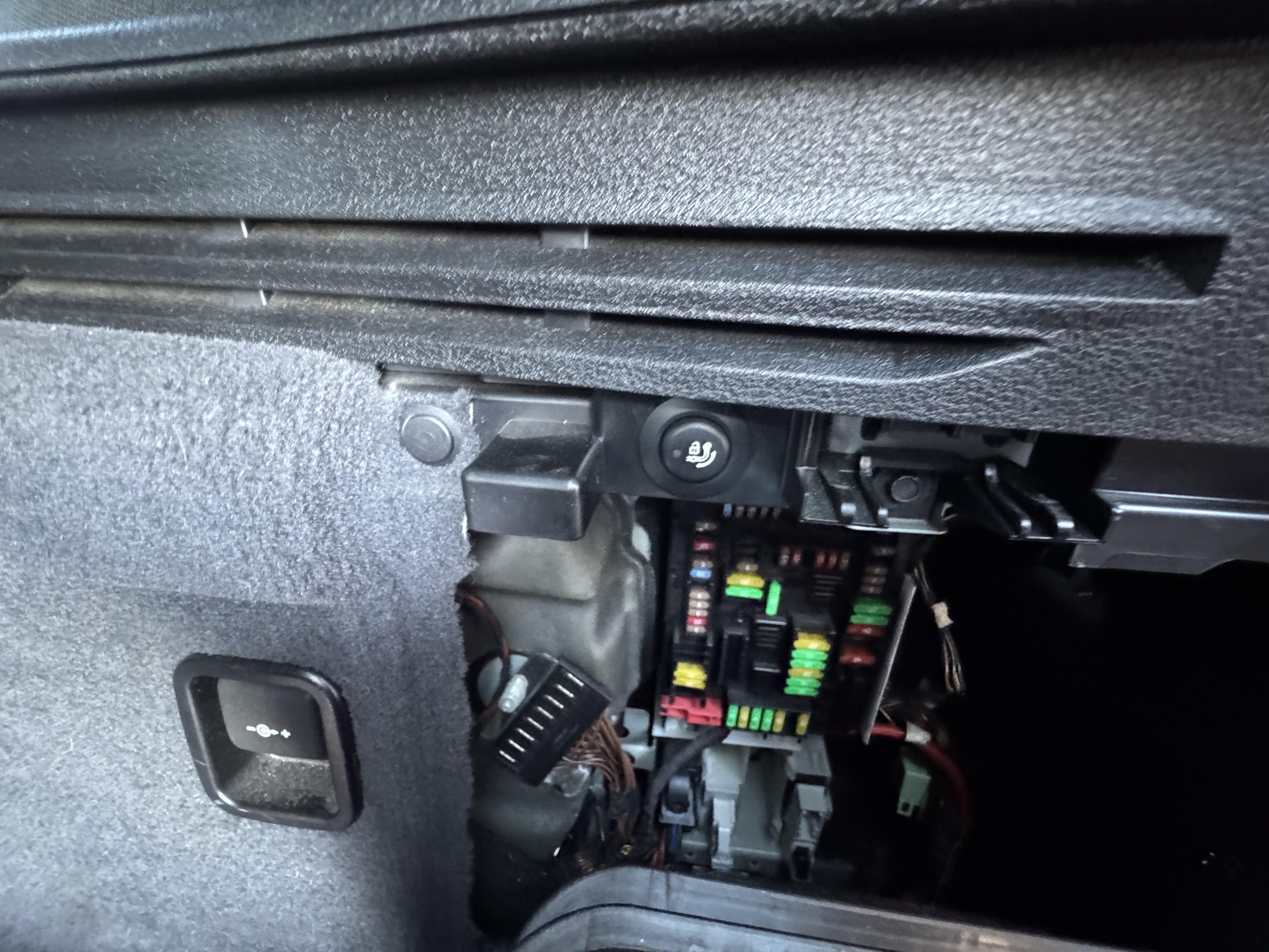 Sølv BMW X5 fra 2017