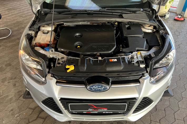 Sølv Ford Focus fra 2011