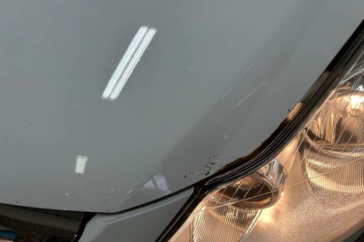 Hvid Opel Corsa fra 2010