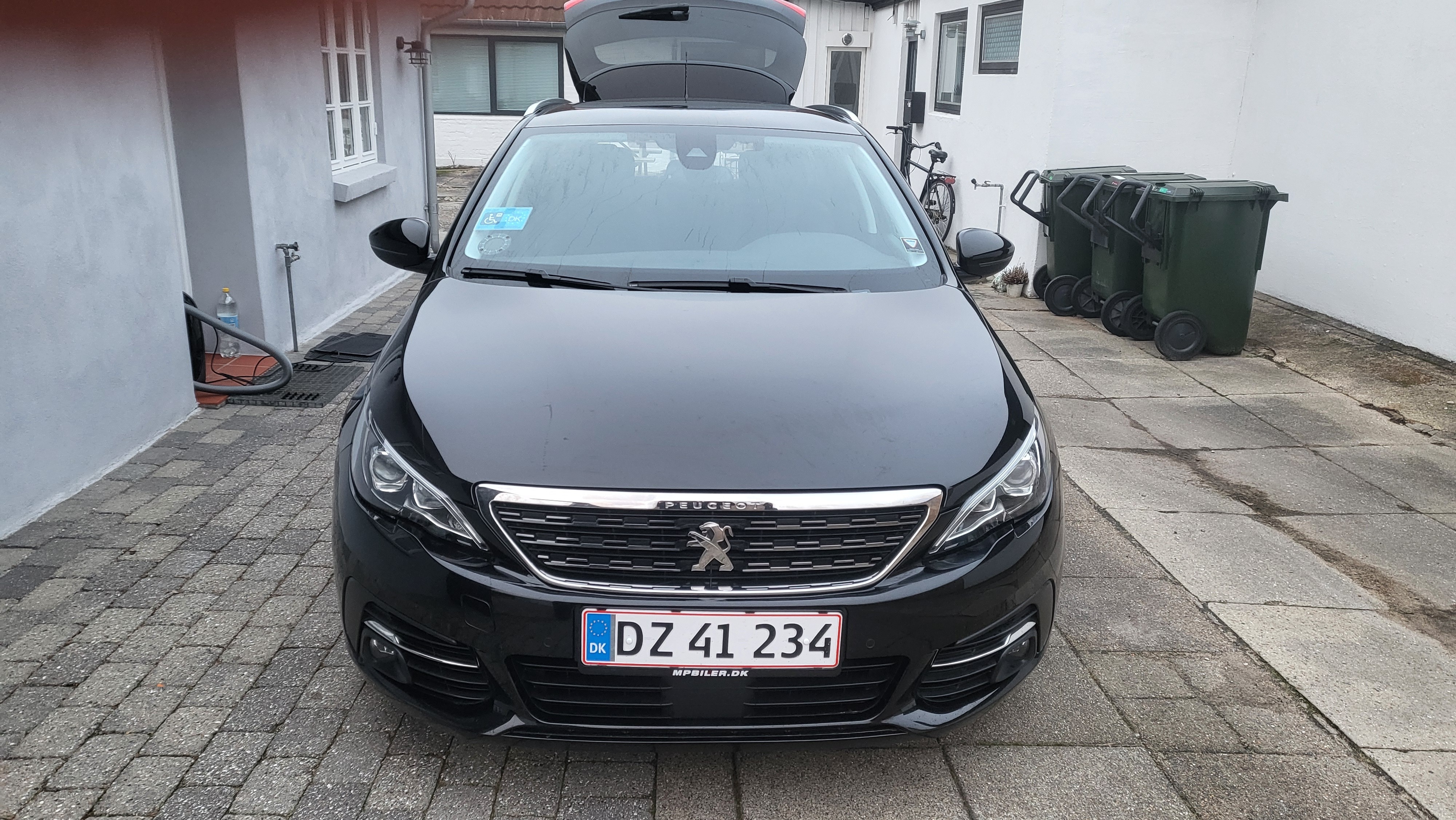 Peugeot 308 1,5 BlueHDi 130  SW EAT8