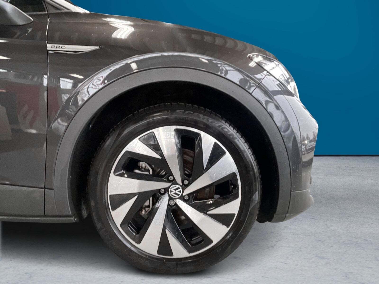 Grå VW ID.4 fra 2022