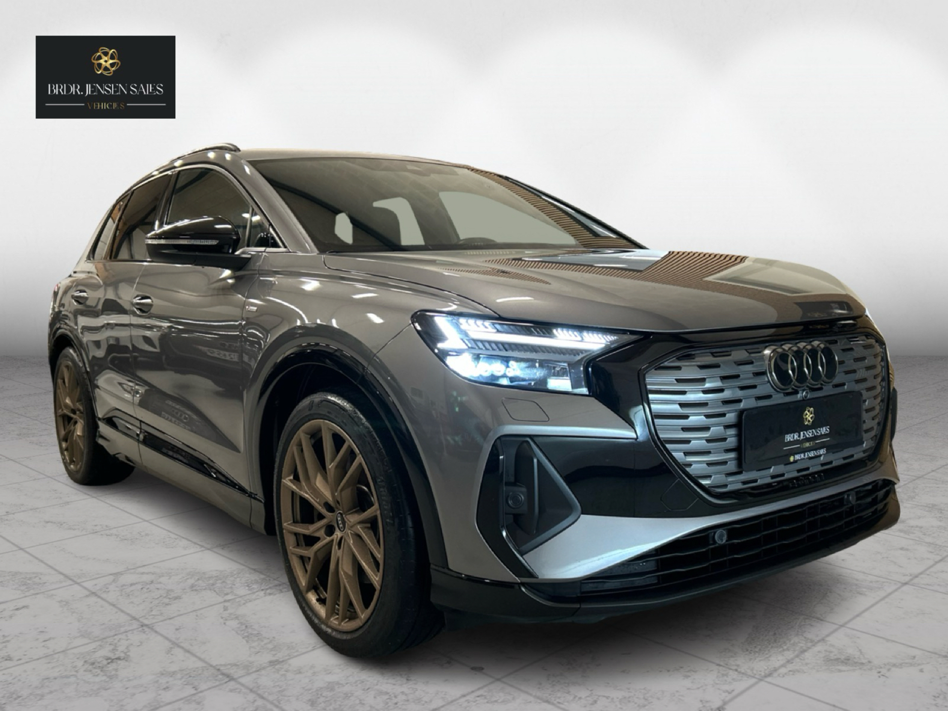 Grå Audi Q4 fra 2021 set udefra