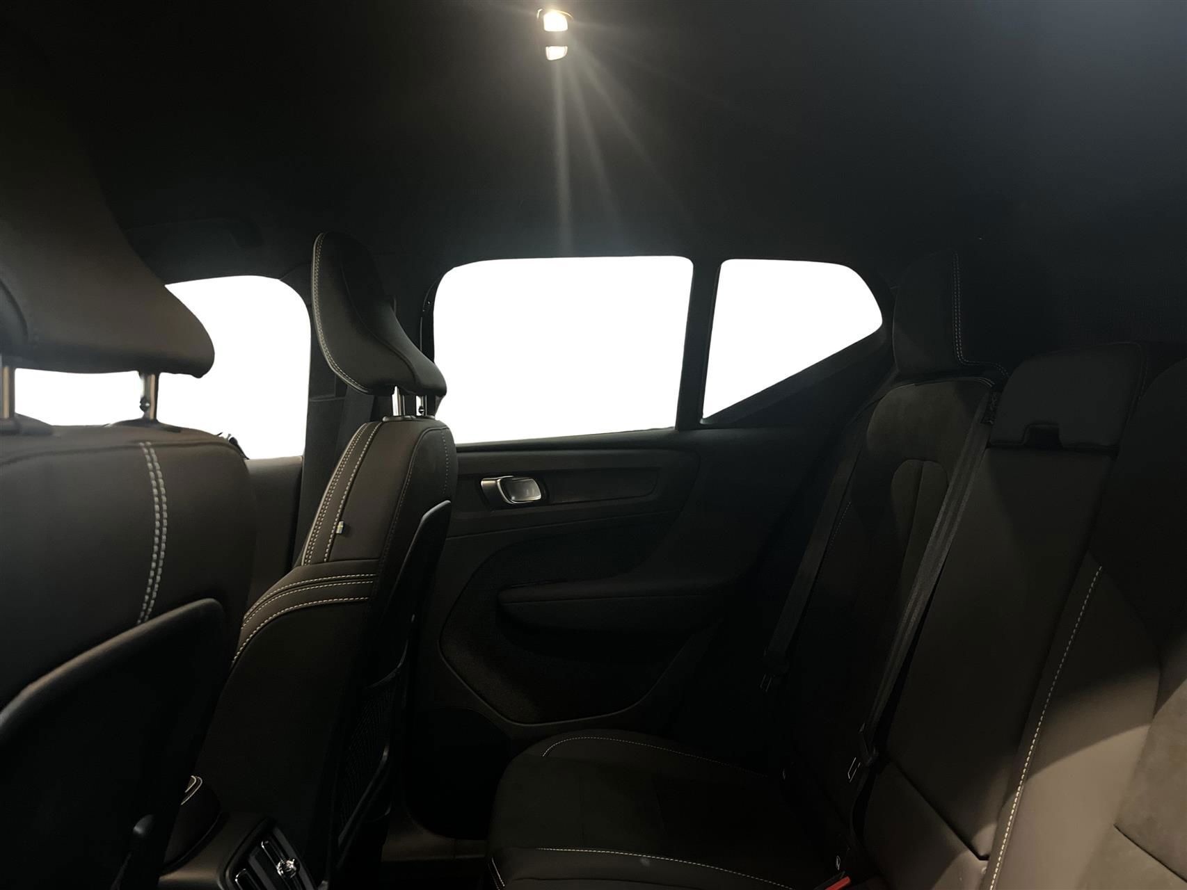 Grøn Volvo XC40 fra 2022