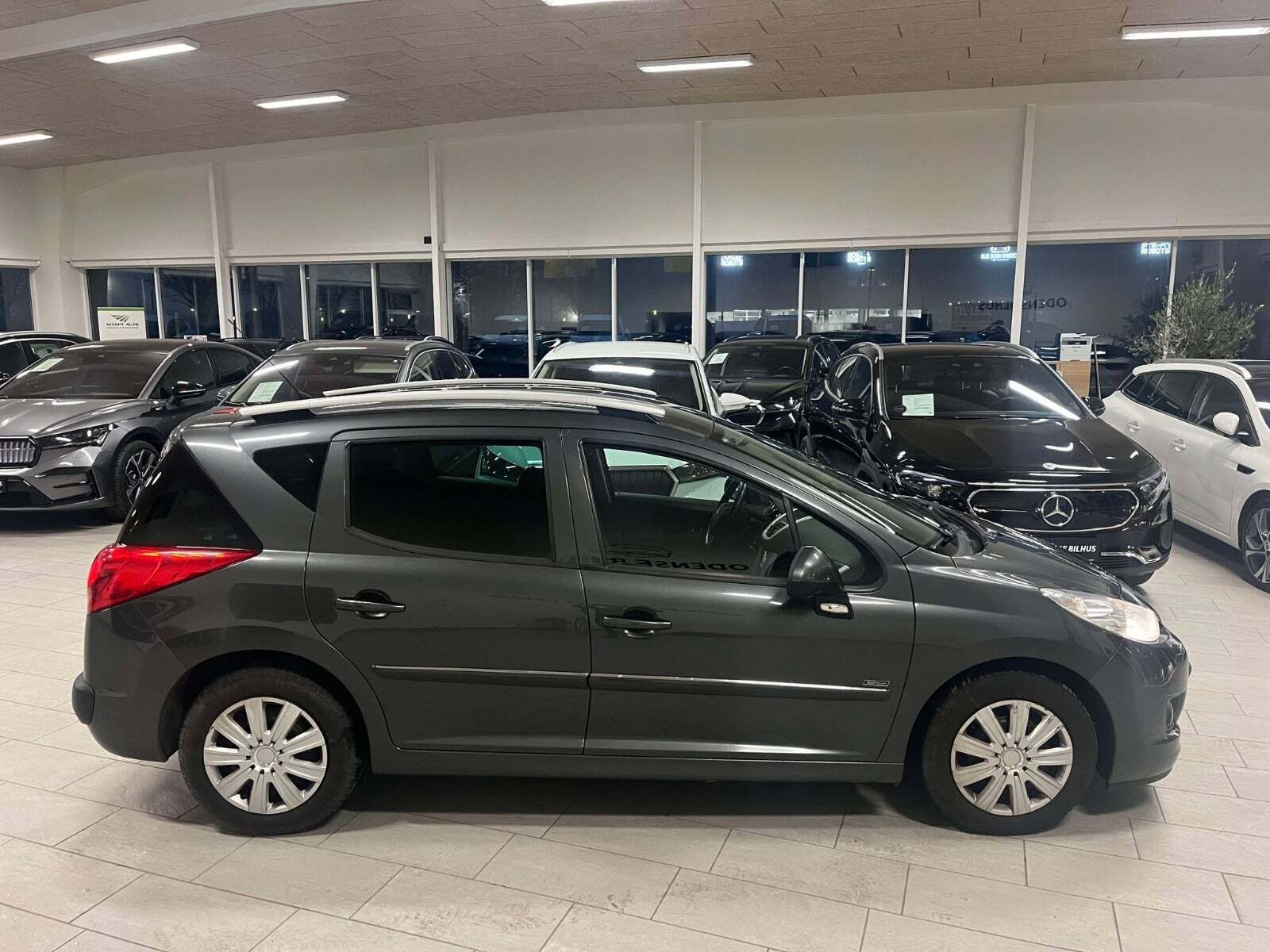 undefined Peugeot 207 fra 2012