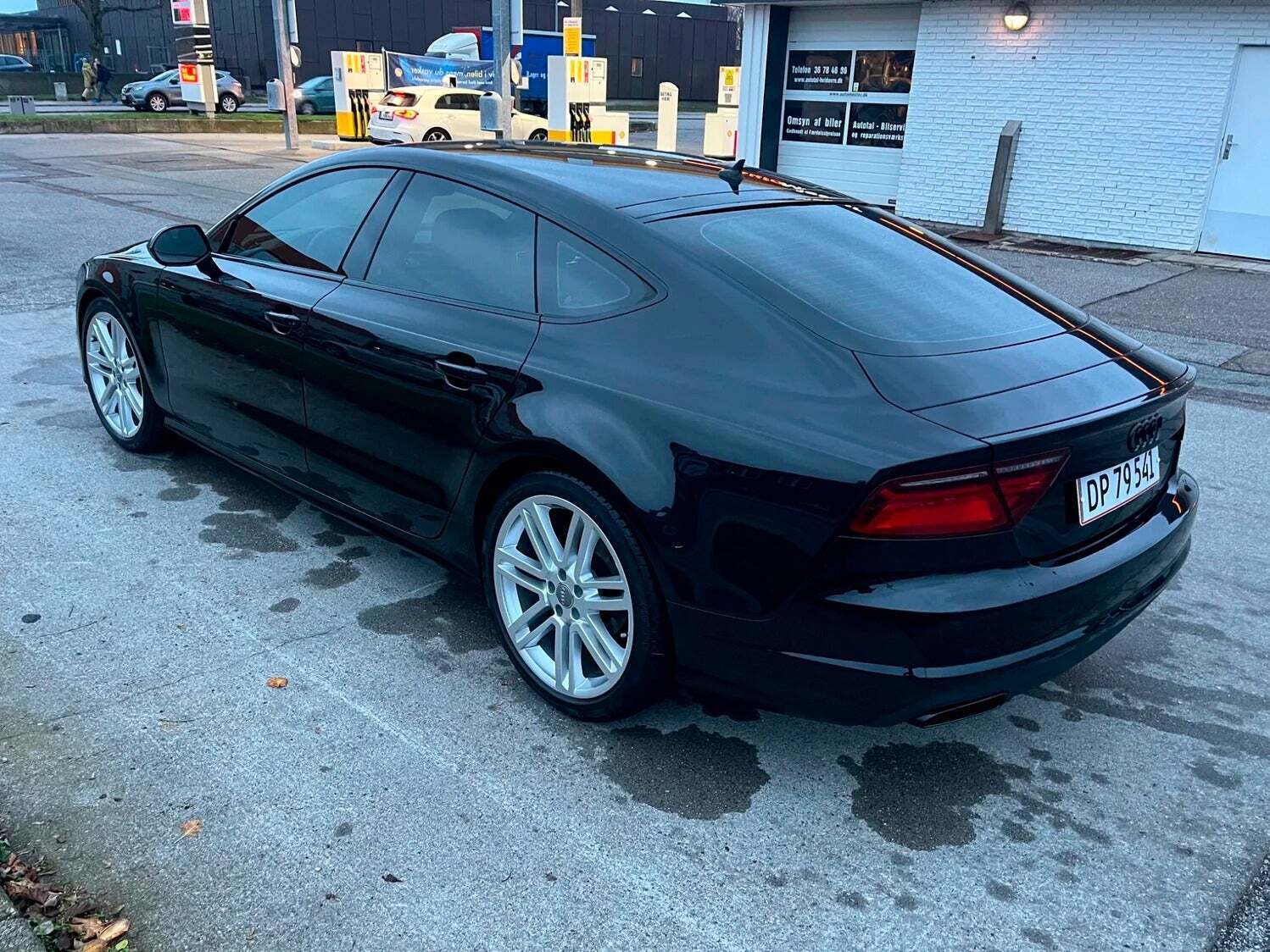 Hvid Audi A7 fra 2017