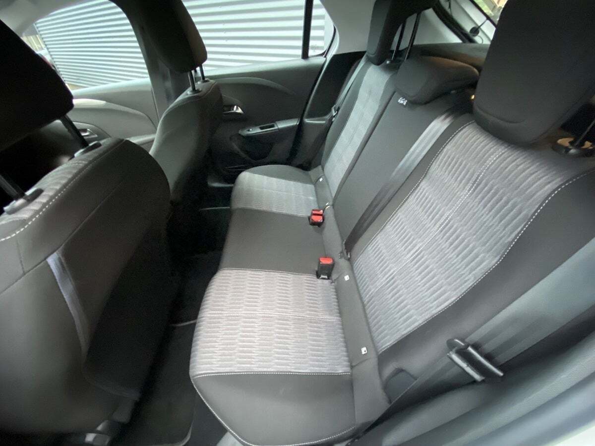 Hvid Opel Corsa-e fra 2021