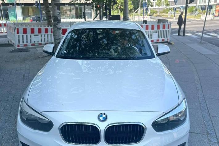 Hvid BMW 1-Serie fra 2018