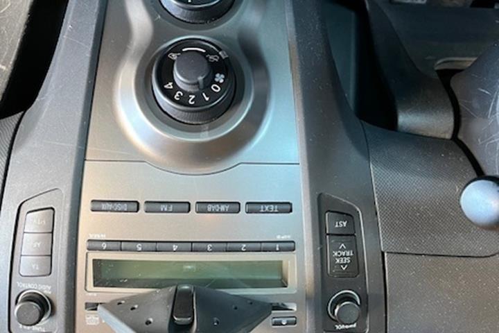 Rød Toyota Yaris fra 2009