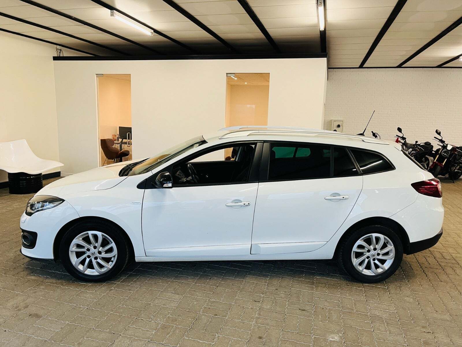 undefined Renault Megane III fra 2016