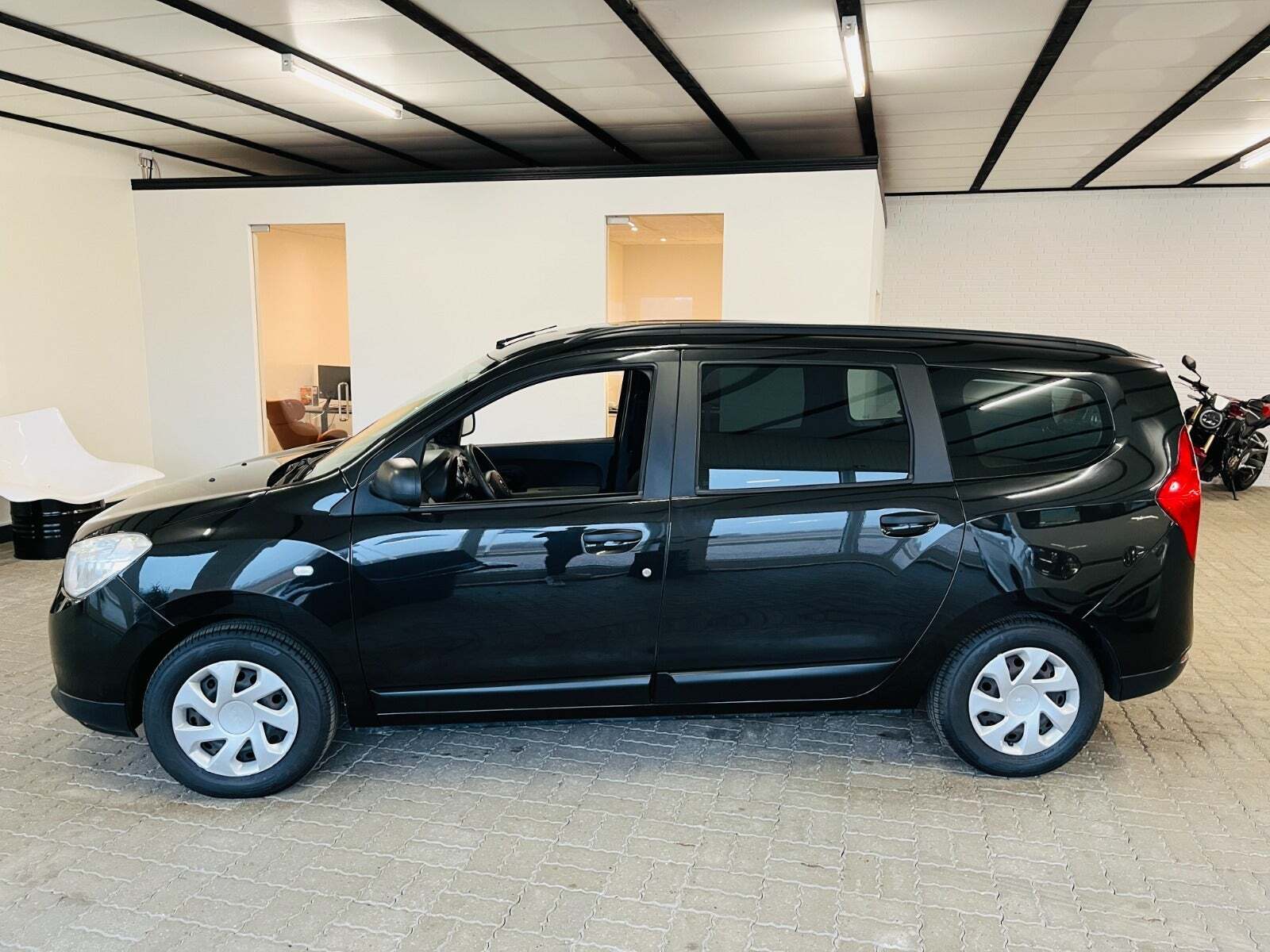 undefined Dacia Lodgy fra 2013