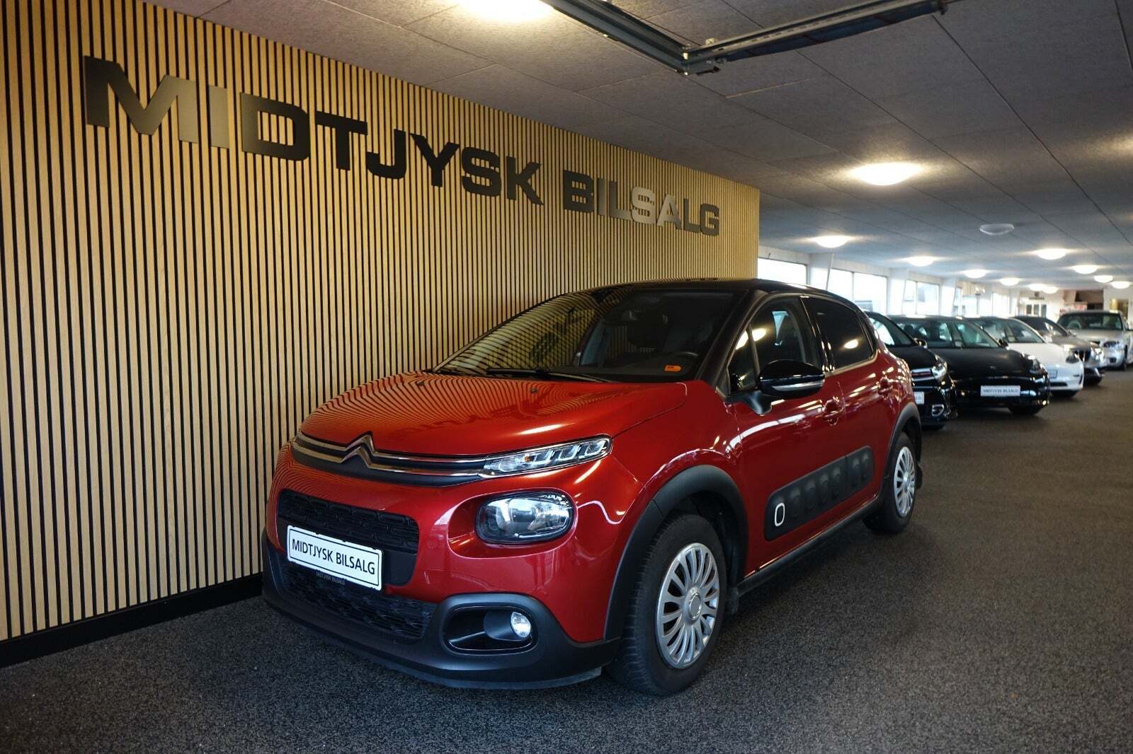 Rød Citroën C3 fra 2019