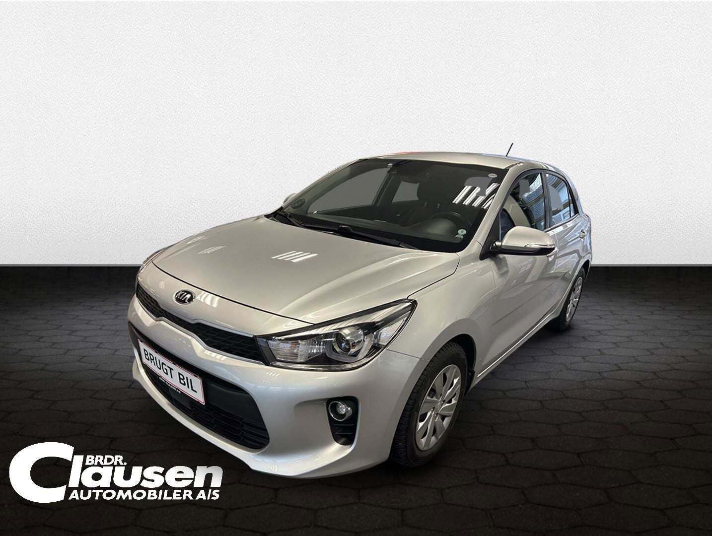 Sølv Kia Rio fra 2017