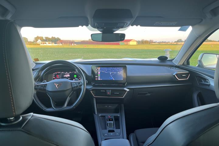Hvid Seat CUPRA Born High EL 204 HK AUT fra 2021