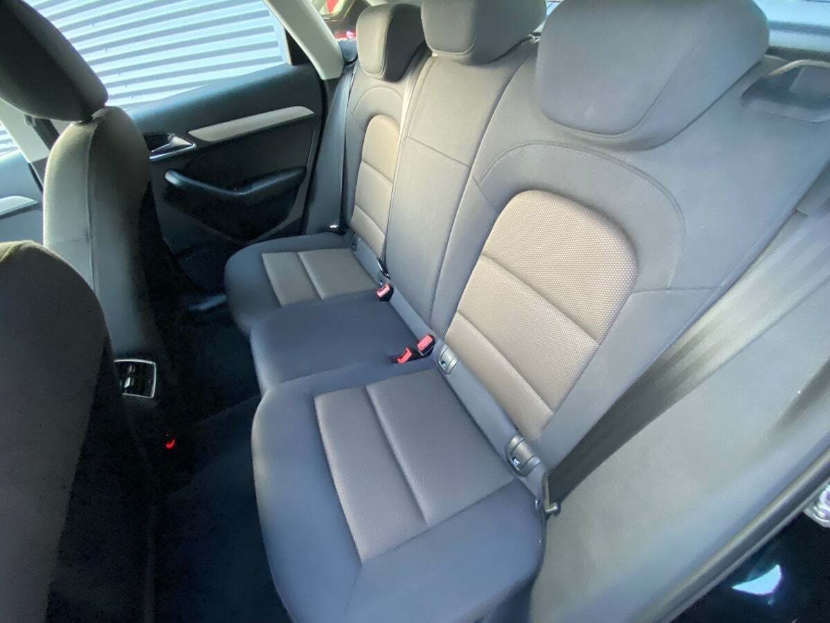 Sort Audi Q3 fra 2014