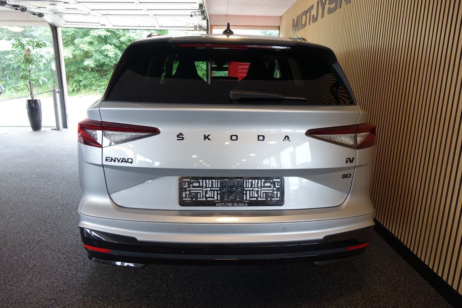 Sølv Skoda Enyaq fra 2021