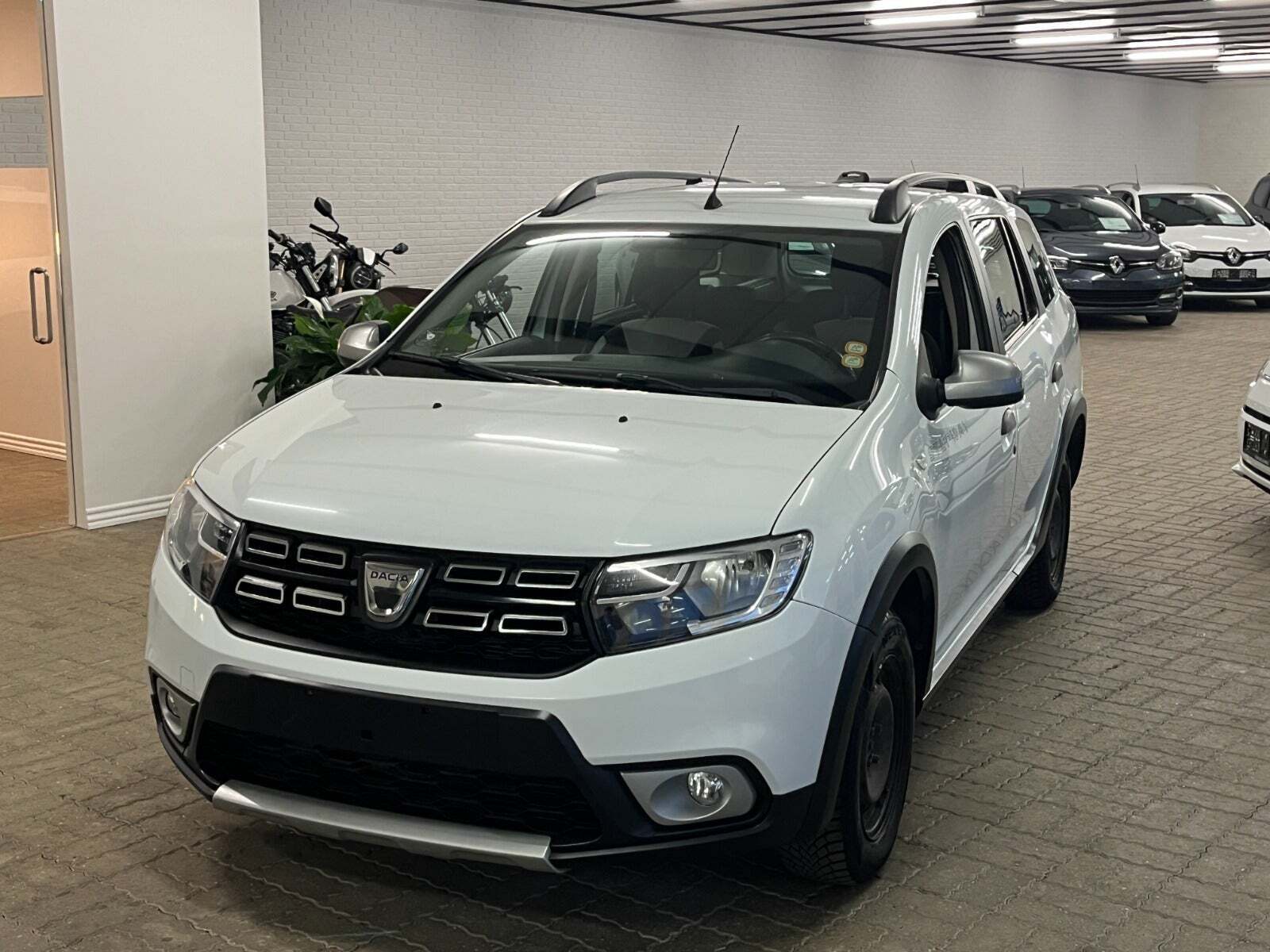 undefined Dacia Logan Stepway fra 2017