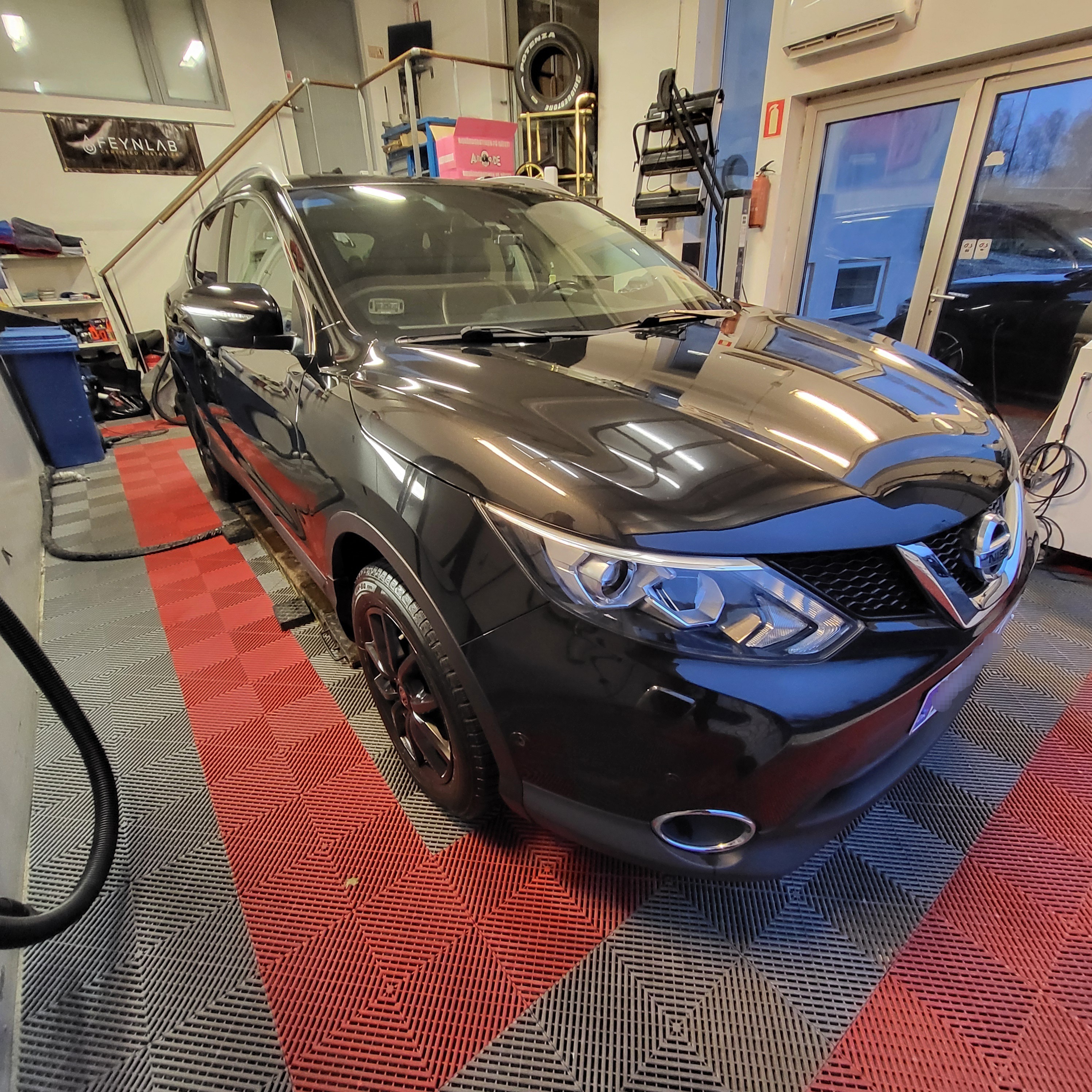Nissan Qashqai 1,6 dCi 2WD 6 M/T