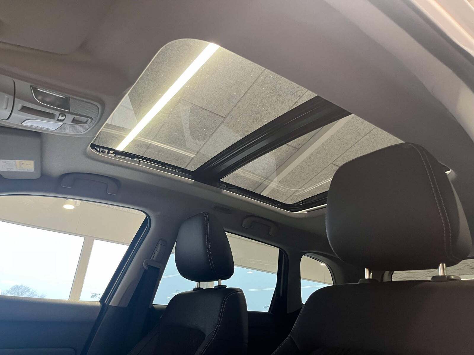 Sølv Suzuki Vitara fra 2019