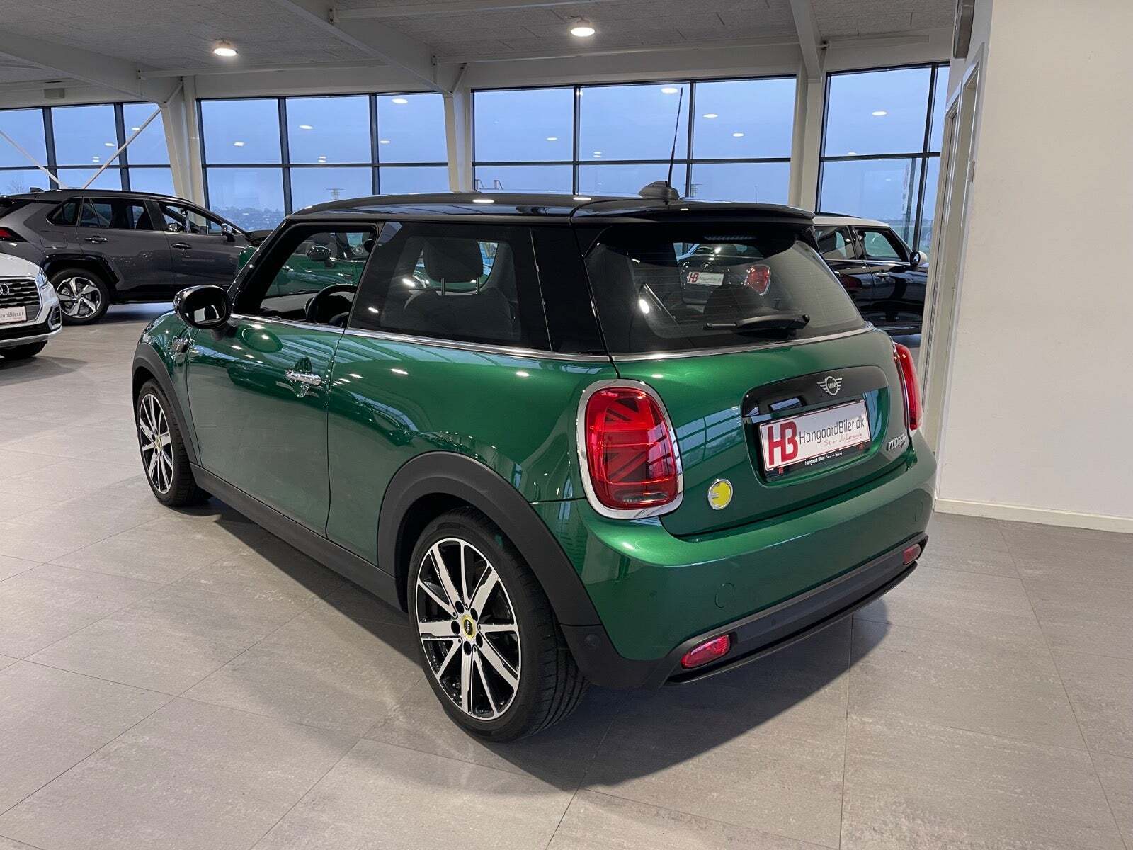 Grøn Mini Cooper SE fra 2023