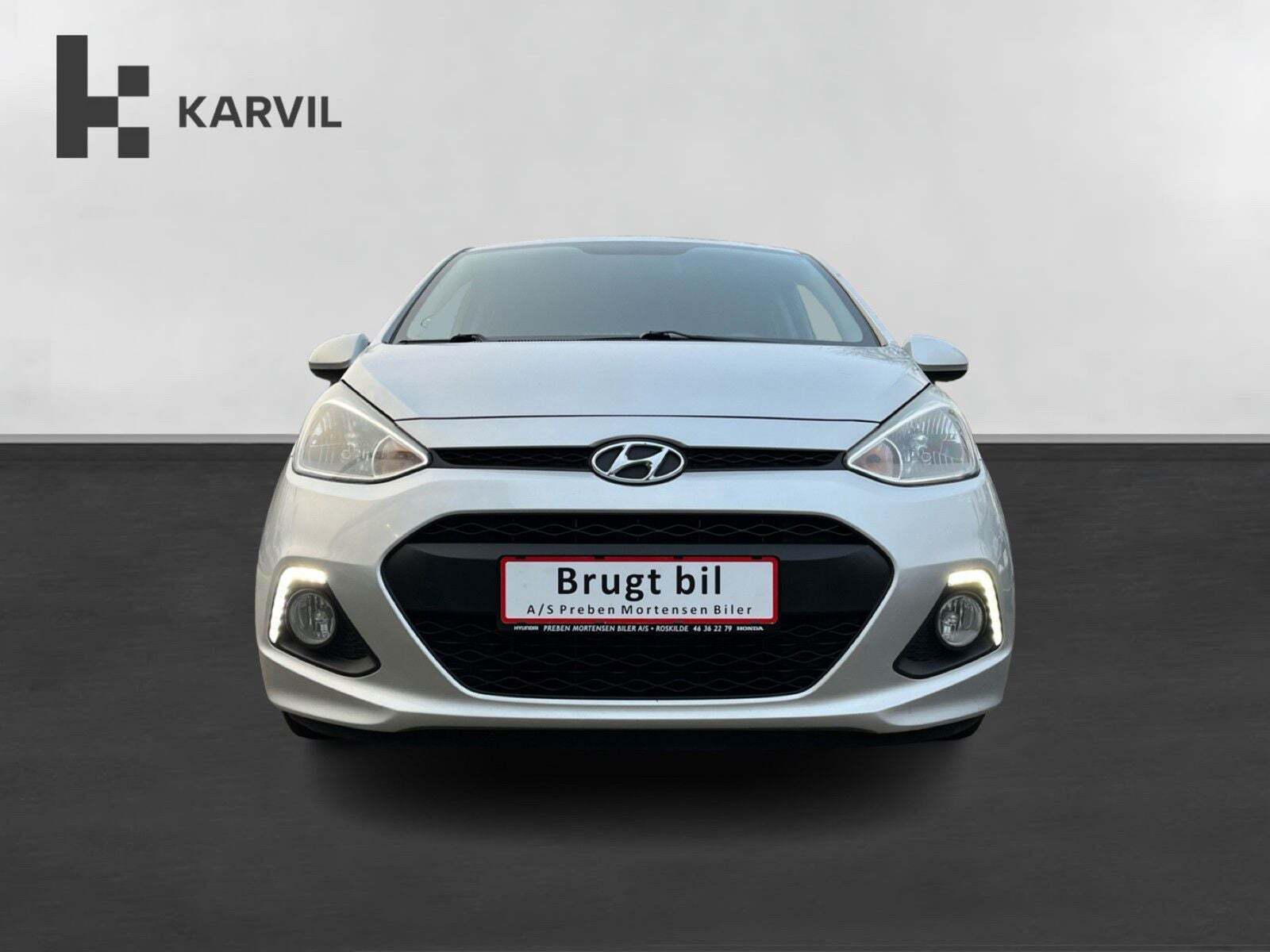 Sølv Hyundai i10 fra 2016