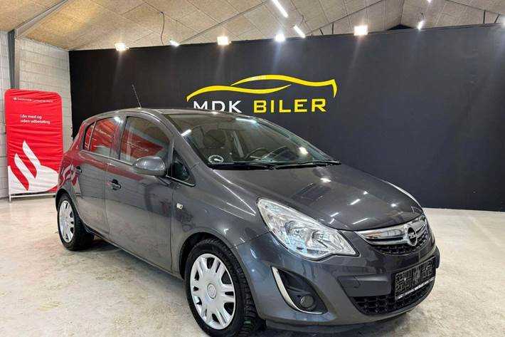 undefined Opel Corsa fra 2012 set udefra