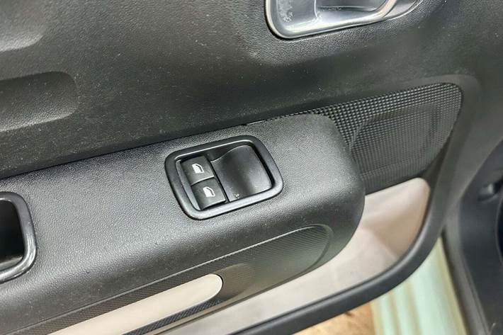 Turquoise Citroën C3 fra 2019