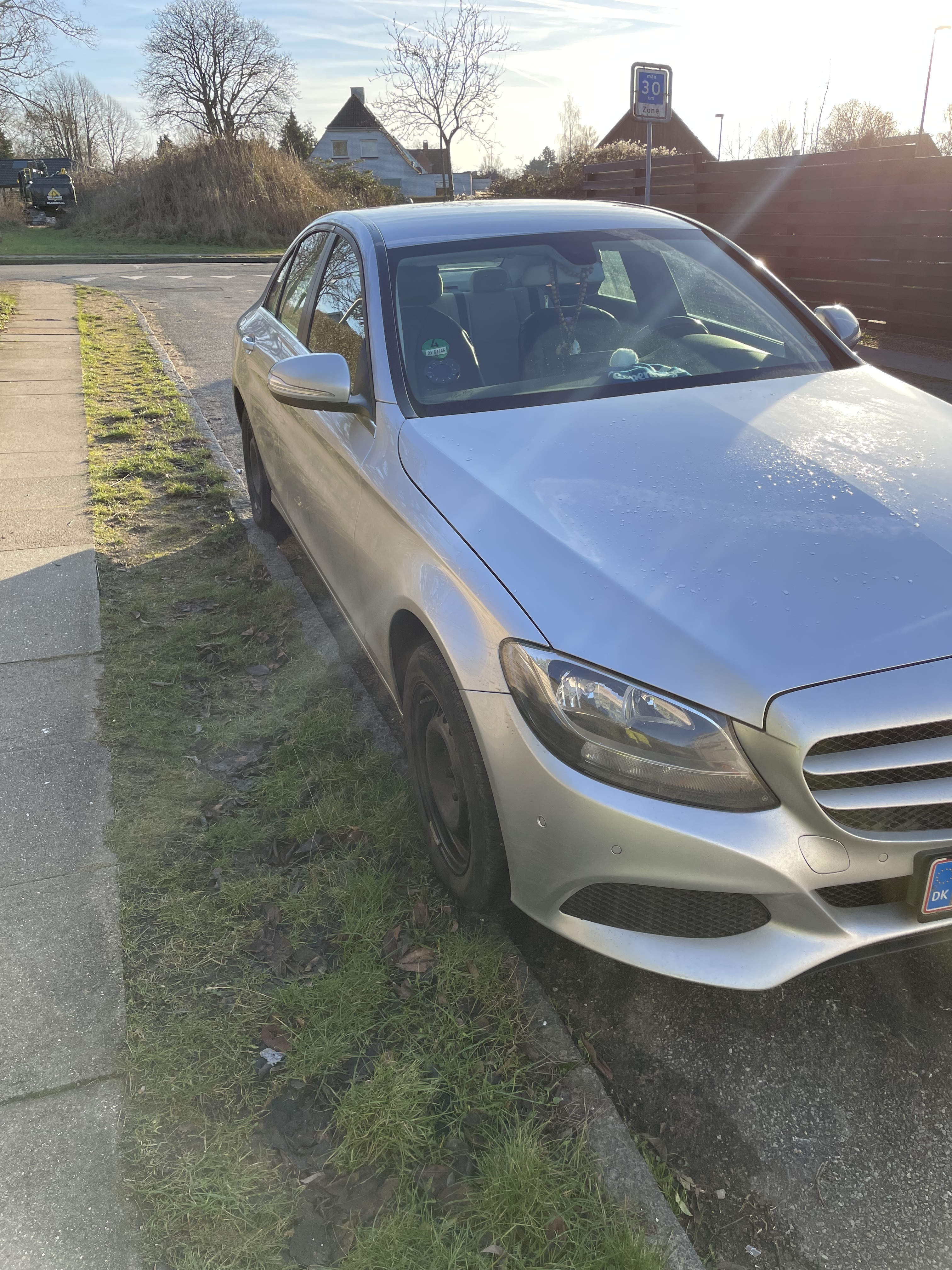 Mercedes C-Klasse 2,0 200 Sedan 7G-TRONIC PLUS