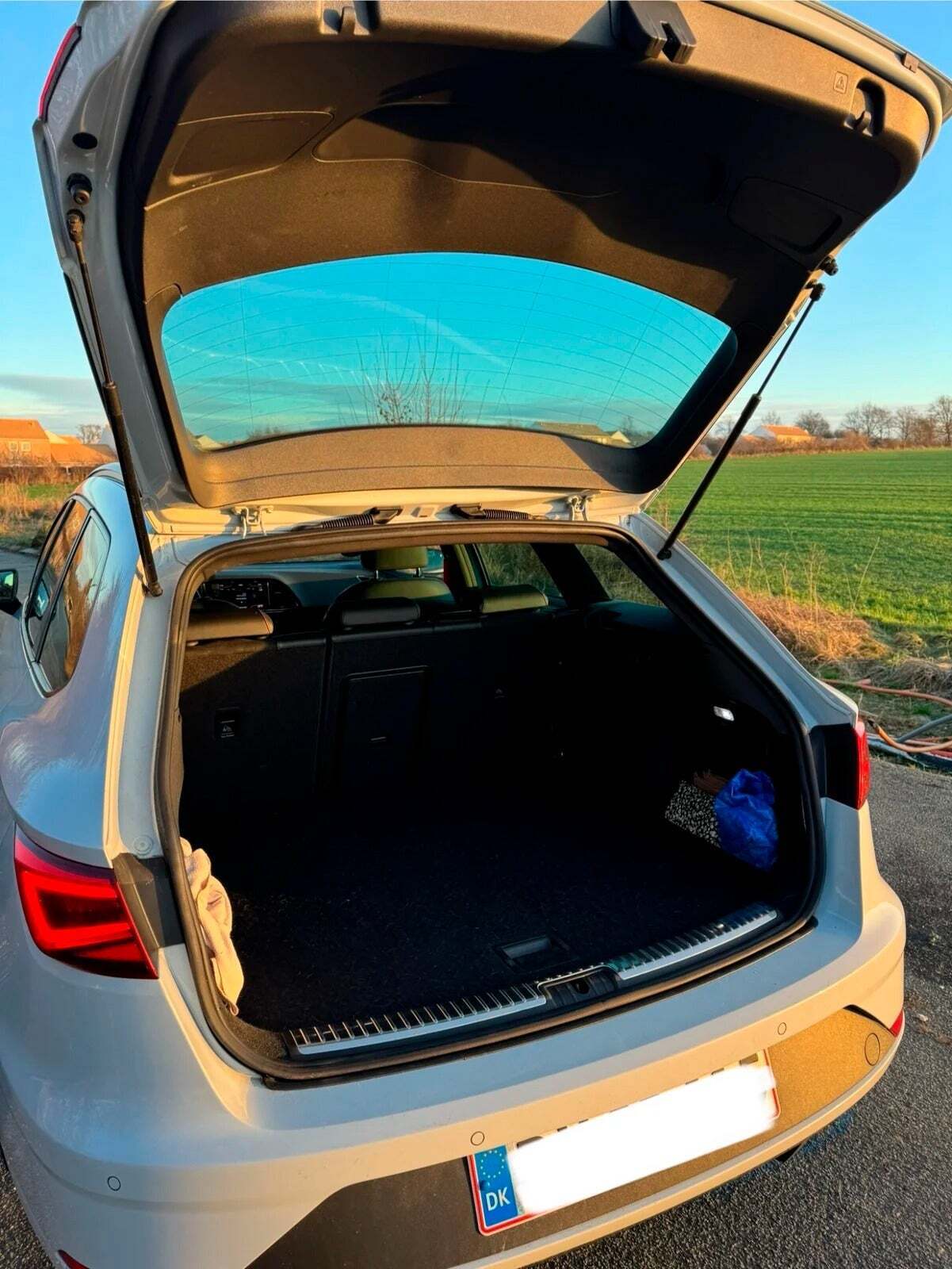 Sort Seat Leon fra 2020