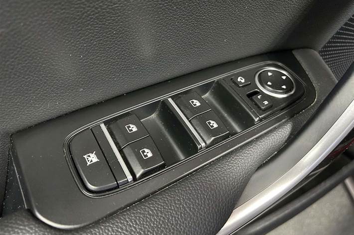 Rød Kia XCeed fra 2021