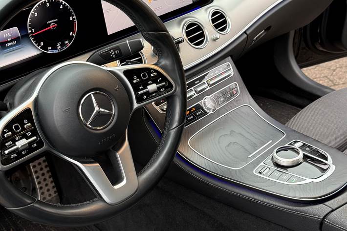 Sort Mercedes E-Klasse fra 2018