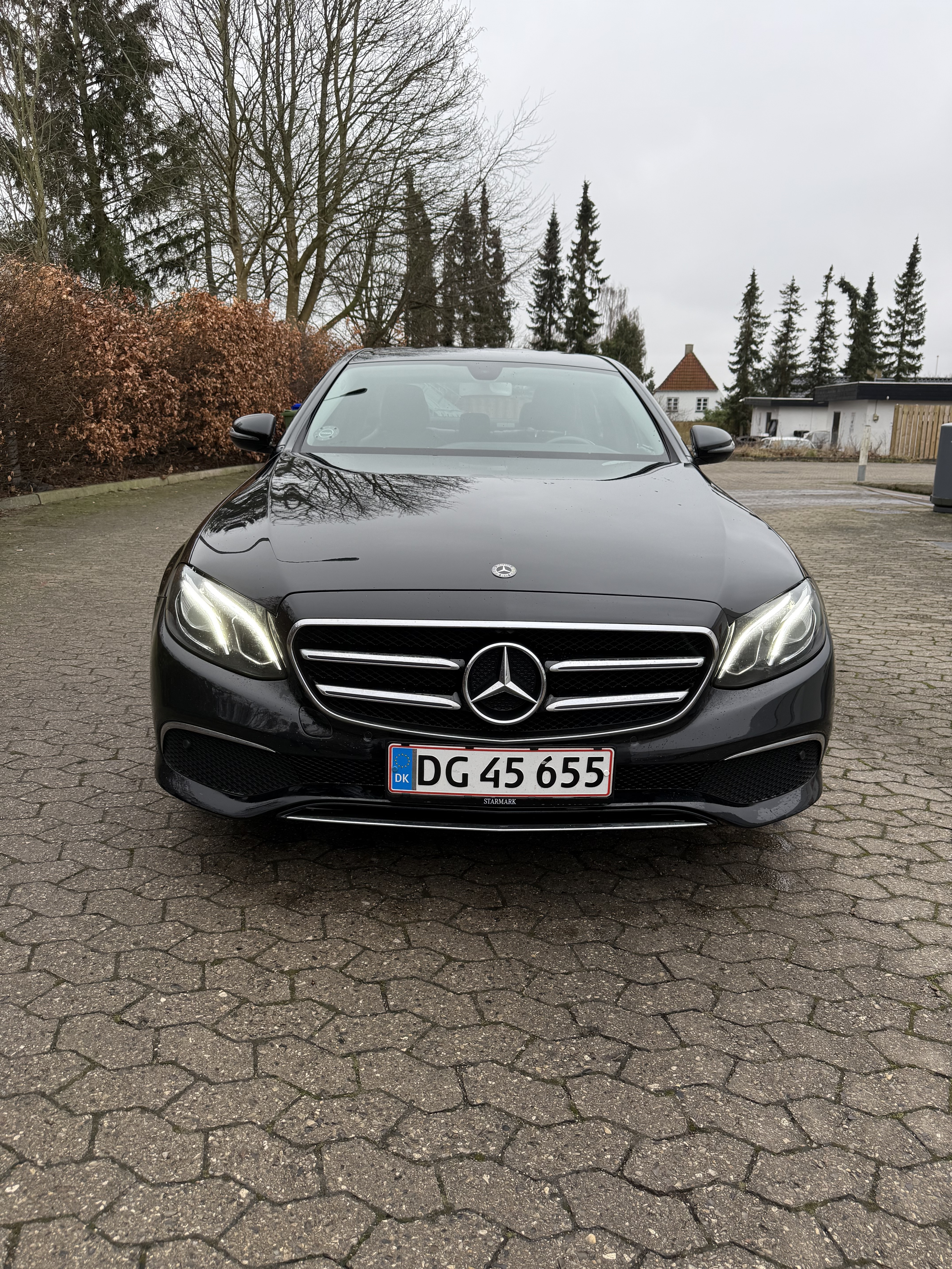 Sort Mercedes E-Klasse fra 2018