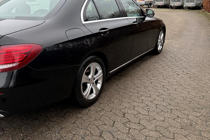 Sort Mercedes E-Klasse fra 2018