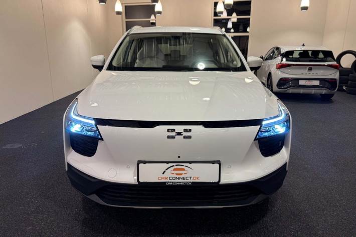 Hvid Aiways U5 fra 2024