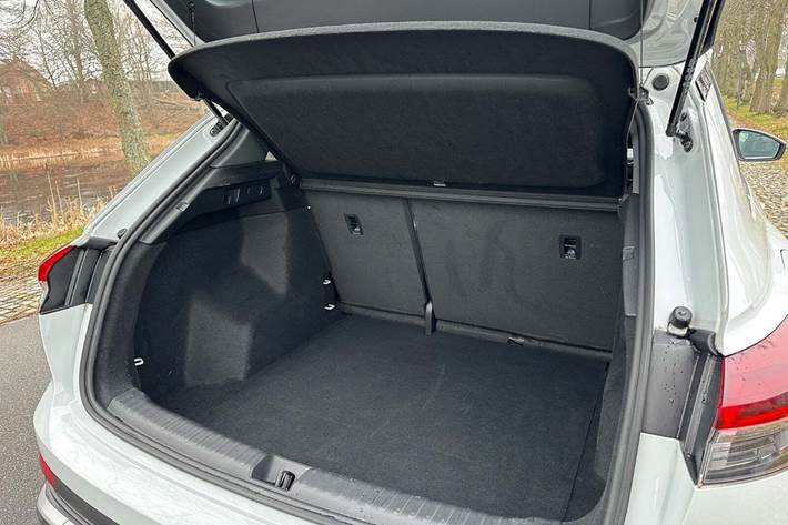 Hvid Audi Q4 e-tron fra 2022