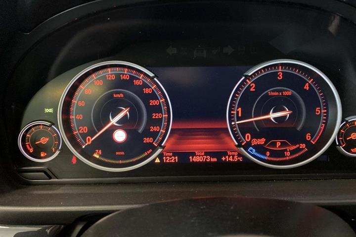 undefined BMW 530d fra 2016 set indefra