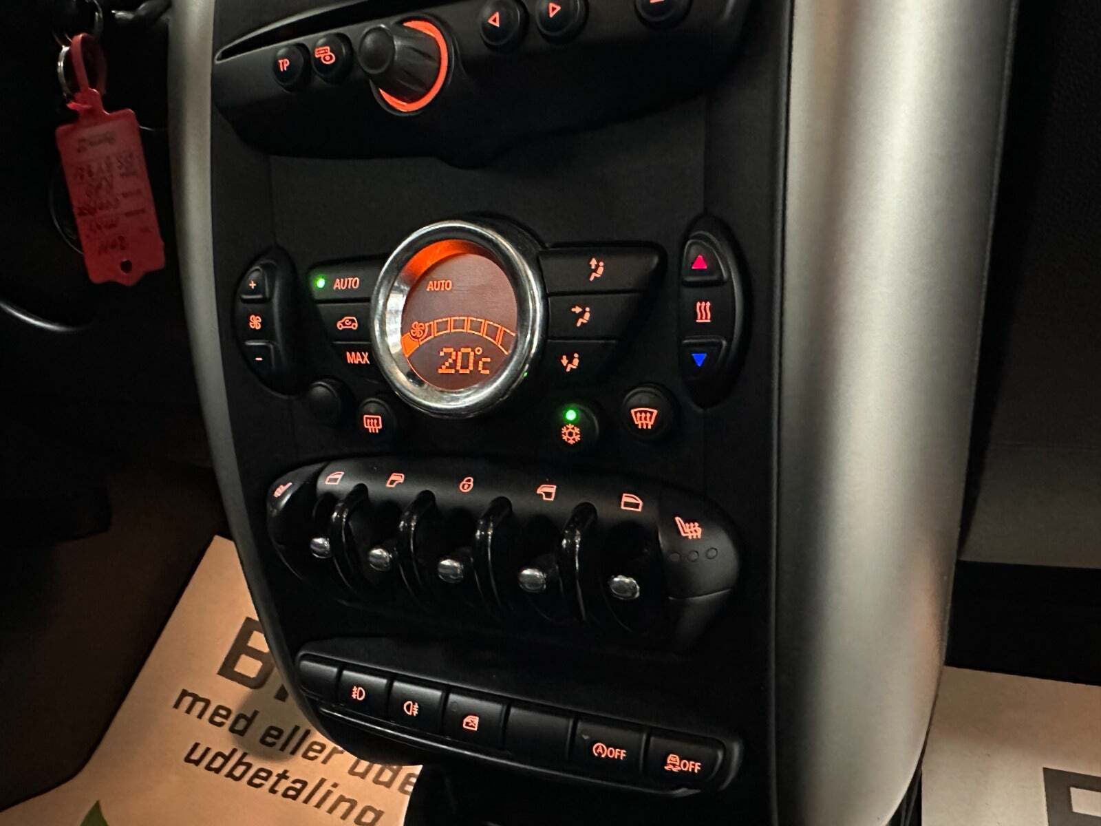 Rød Mini Countryman Cooper fra 2011