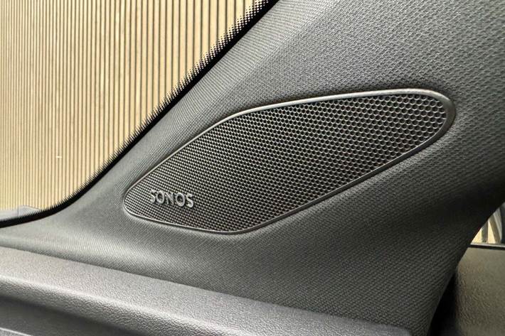 Hvid Audi Q4 e-tron fra 2023