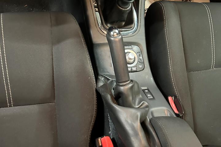 Grå Renault Mégane fra 2014