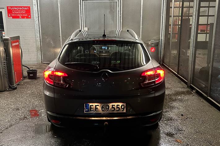 Grå Renault Mégane fra 2014