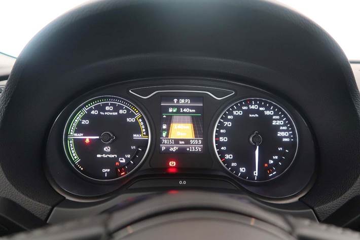 Hvid Audi A3 fra 2017