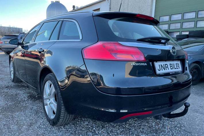 undefined Opel Insignia fra 2010