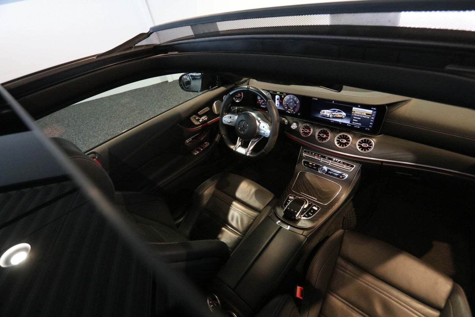 Grå Mercedes E53 fra 2019