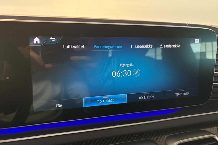 Sølv Mercedes GLE53 fra 2020