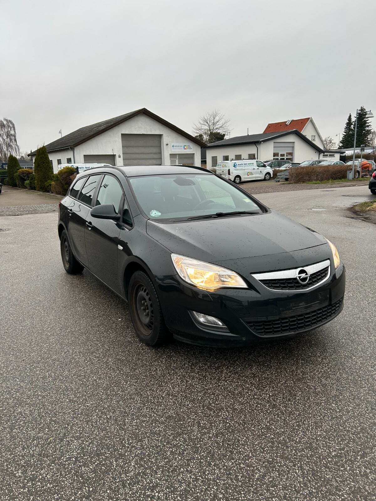 undefined Opel Astra fra 2012