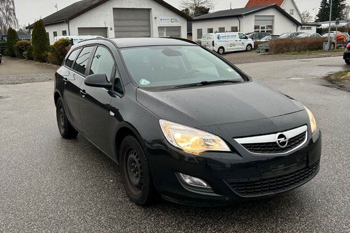 undefined Opel Astra fra 2012