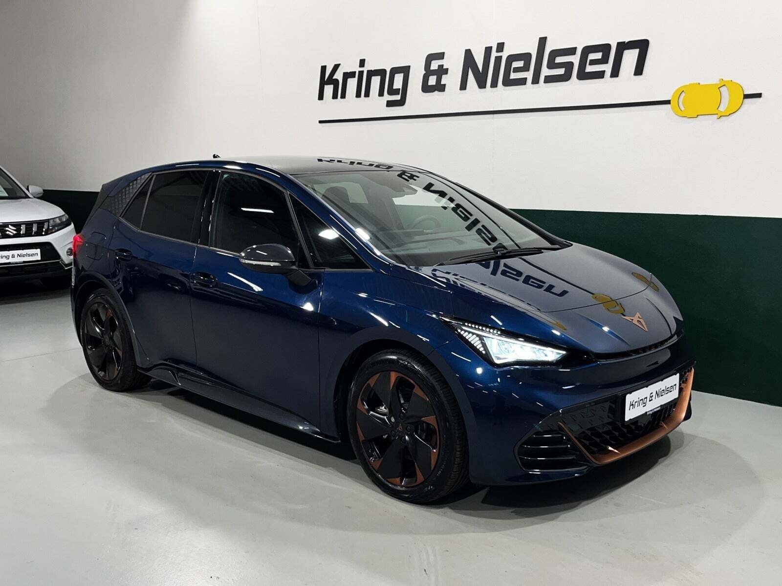 Blå Cupra Born fra 2023