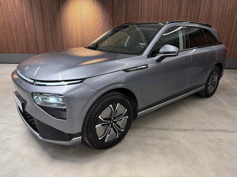 XPeng G9