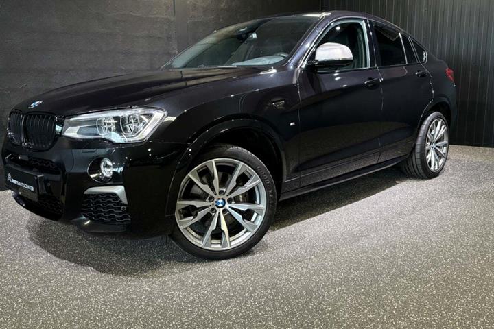 Sort BMW X4 fra 2017