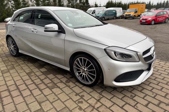 Sølv Mercedes A200 d fra 2018