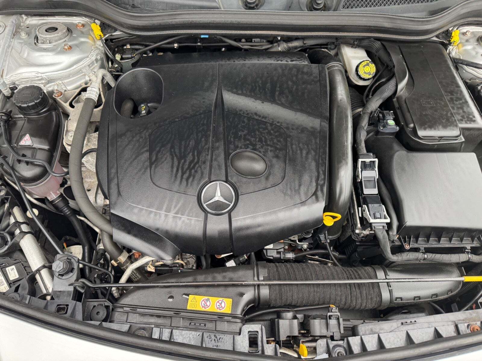 Sølv Mercedes A200 d fra 2018